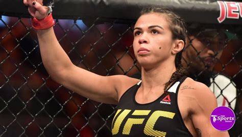 claudia gadelha net worth|Claudia Gadelha Net Worth: A Breakdown